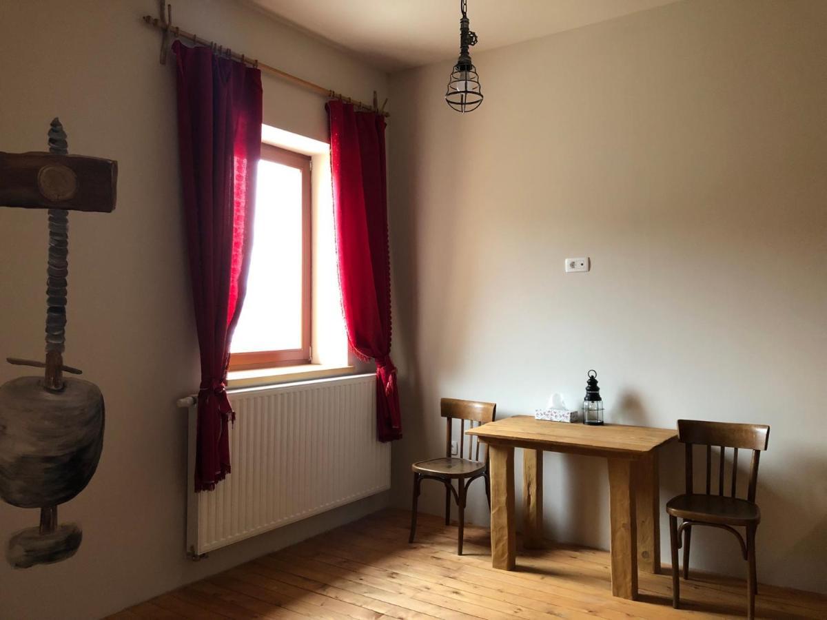Vamis Hotel Gornji Petrovci Værelse billede