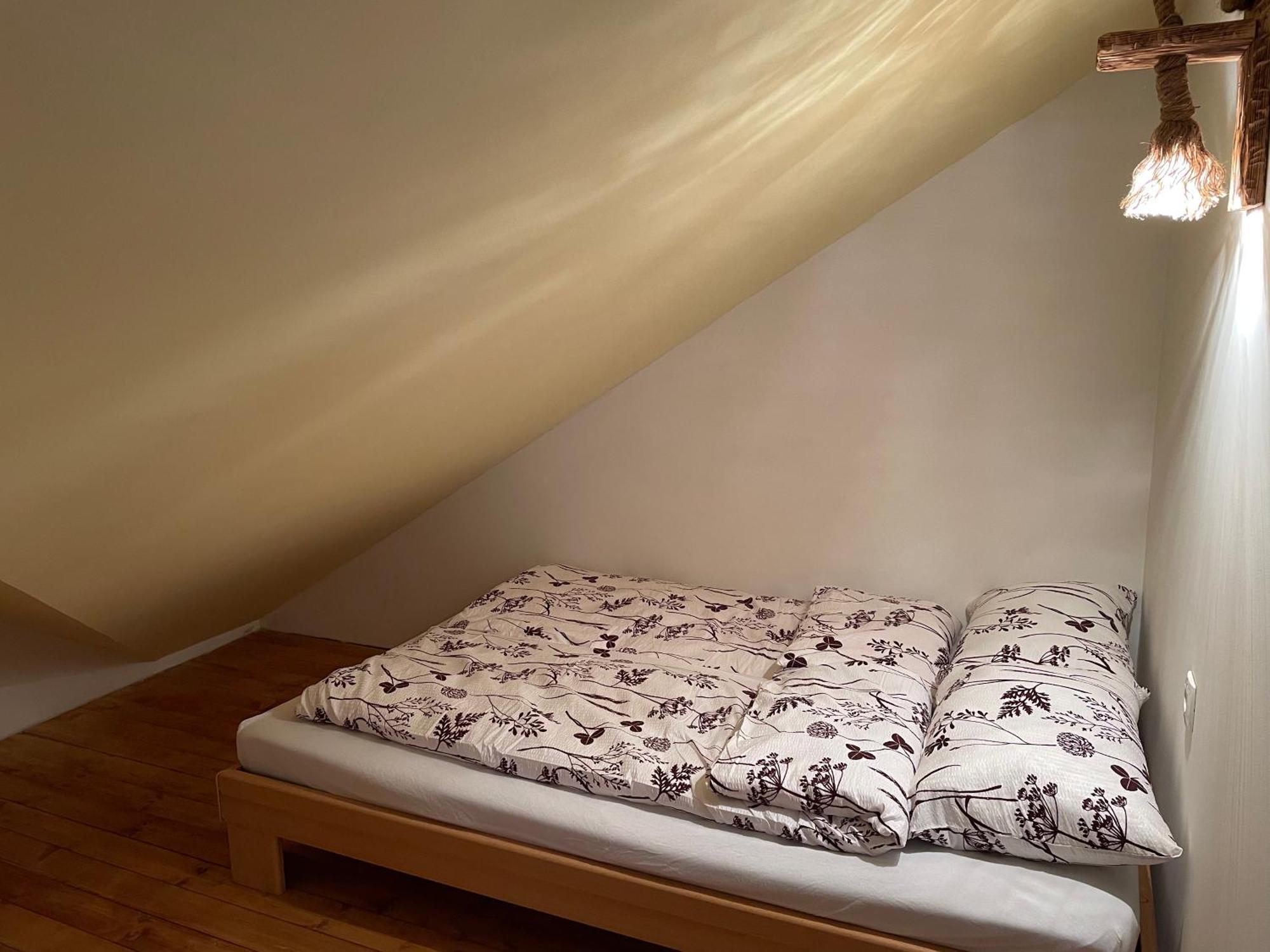 Vamis Hotel Gornji Petrovci Værelse billede